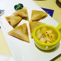 豪客来牛排(水头君辉店) User Photo