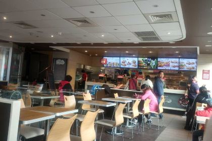 肯德基(平泉店)