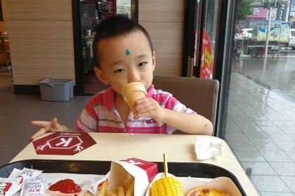 肯德基(孝昌洪花大道店)