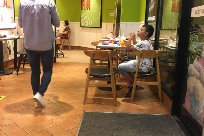 肯德基(长宁大道店)