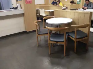 华莱士·全鸡汉堡(长宁县店)