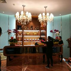 方宇餐饮(金宇·盛世年华店) User Photo