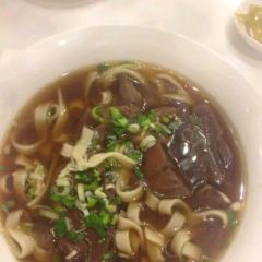天下三絕麵食館 User Photo