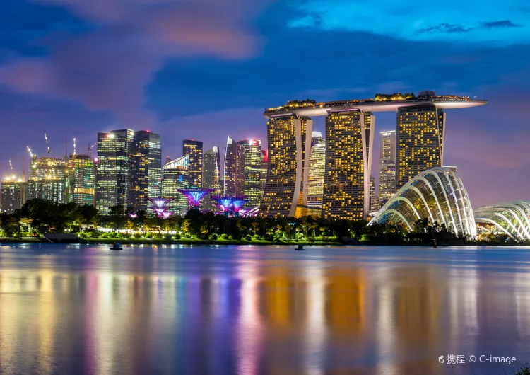 【新加坡天氣】新加坡氣溫指南，最佳旅遊季節與穿衣搭配建議