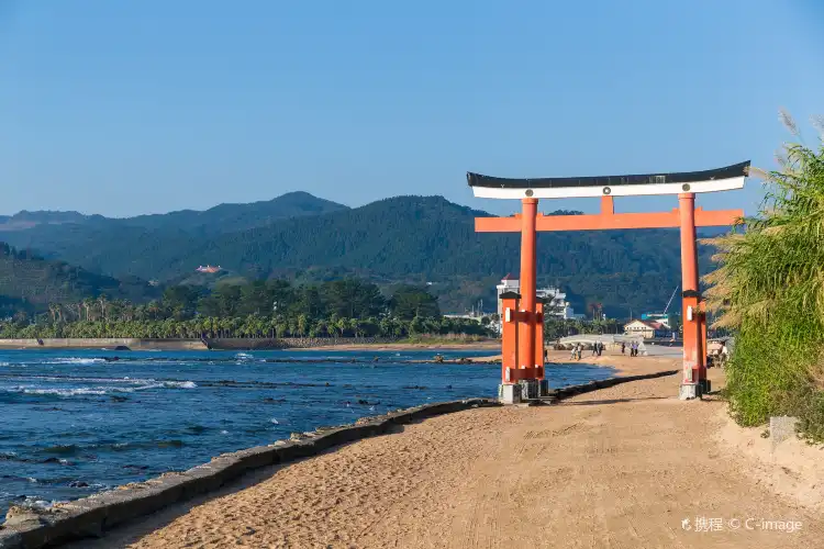 Các khách sạn gần Aoshima Shrine