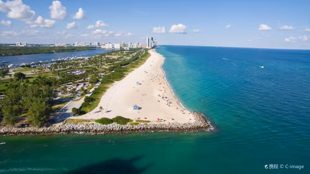 Flüge ${{cityDName}} Miami