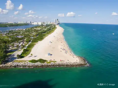 Hotels near Port of Miami