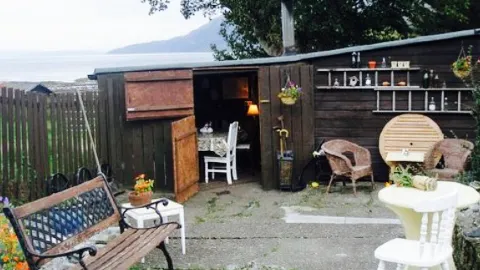 Sheena's Tea Hut in Kyle