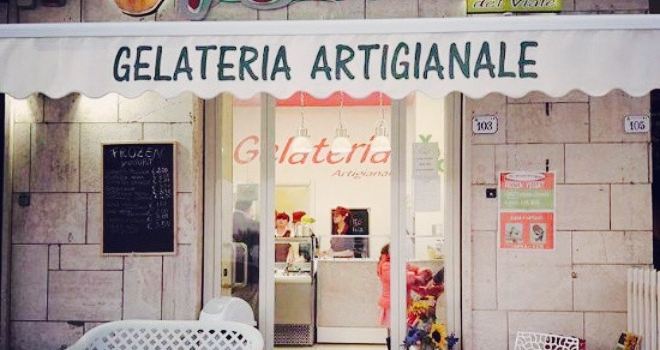Yogurteria-Gelateria Del Viale