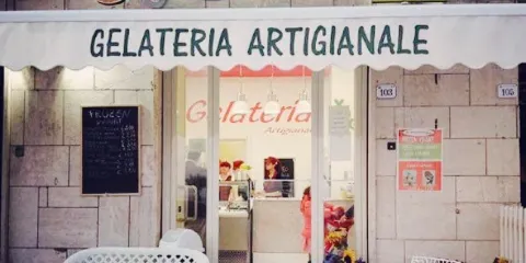 Yogurteria-Gelateria del Viale