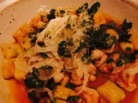 Sails Beach restaurant