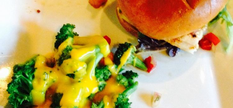 Mission Pointe Steak & Seafood House