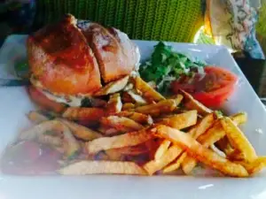 Speed's Neighborhood Pub