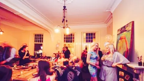 Eltons Eating + Drinking in 馬奇