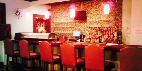 Papaya Thai Cuisine and Sushi Bar