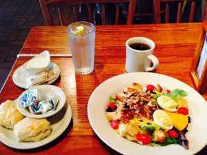 Cracker Barrell Old Country Store