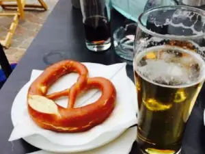 Cafe & Bakery & Patisserie Joast