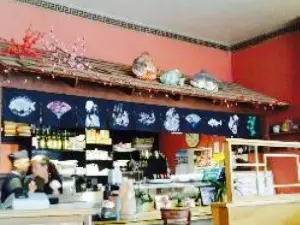 Sumin's Restaurant & Sushi Bar