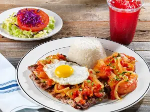 La Pequena Colombia Bakery & Restaurant