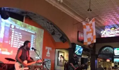 Stateline Bar & Grille