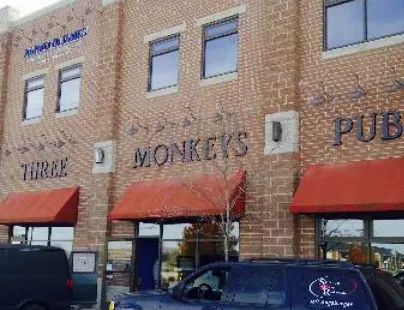 Three Monkeys Pub