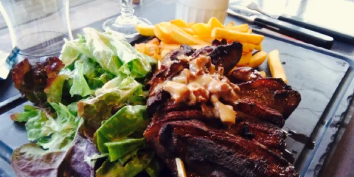 La Traverse Chez Les Filles