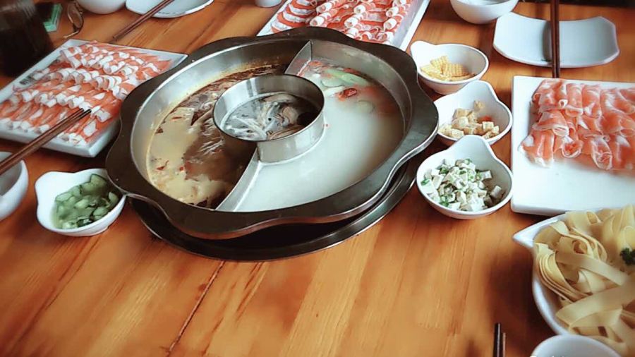 朝天门火锅(河南辉县店)