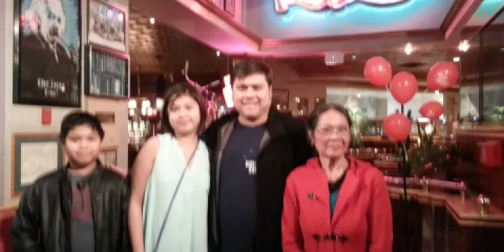 Red Robin Restaurants-Maple