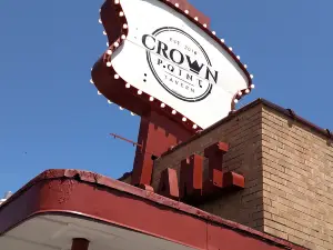 Crown Point Tavern
