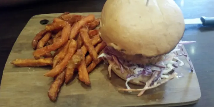 Essen Cafe & Restaurant