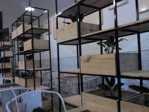 LOKO CAFE STASIUN TUGU