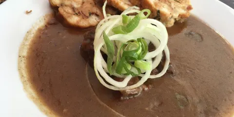 Restaurace U Dvoracku