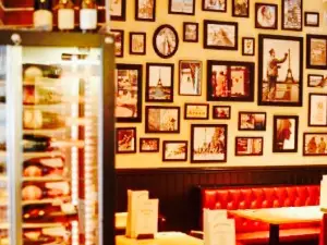 Café Rouge