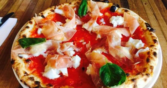 Bastoni Pizzeria