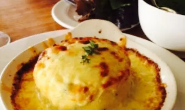 Mount Ashby Estate Vineyard & 'La Palette' Cafe