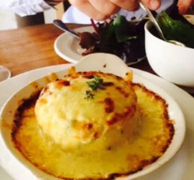 Mount Ashby Estate Vineyard & 'La Palette' Cafe