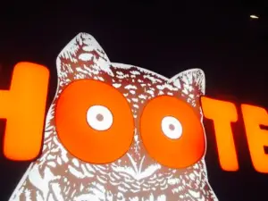 Hooters