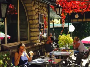 Bar chez leon