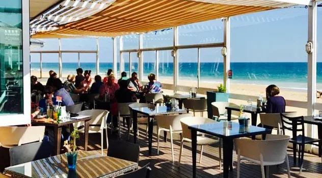 Backbeach Cafe & Restaurant