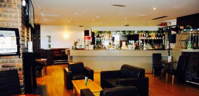 Lauries Bar