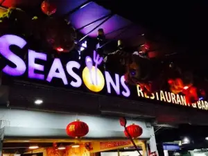 Season Restaurant and Bar