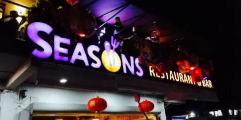 Season Restaurant and Bar