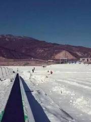 千年滑雪場
