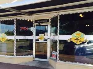 Breakfast Paradise - Hempstead