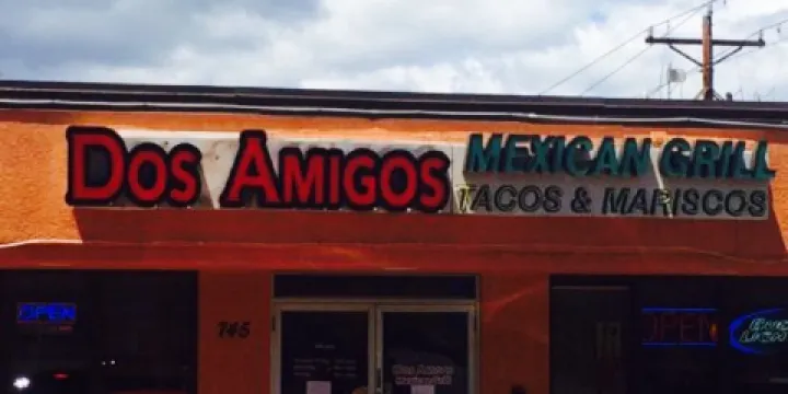 Dos Amigos