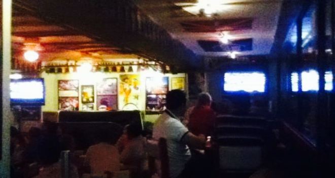 DUGOUT SPORTS BAR