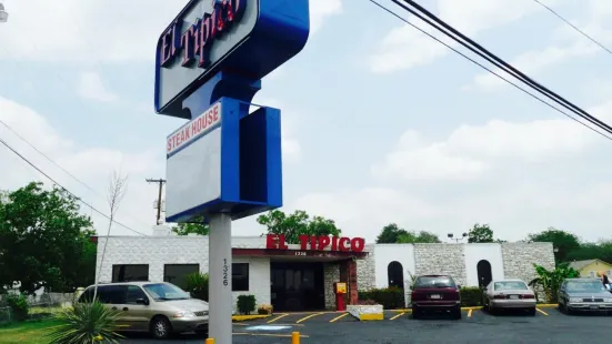 El Tipico Restaurant