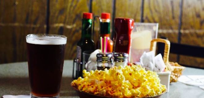 Dave's Bar and Grill