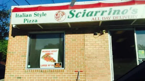 Sciarrino's Pizzeria in Спрингфилд