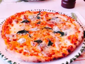 Promenade Holzofen-Pizzeria Cafe Restaurant